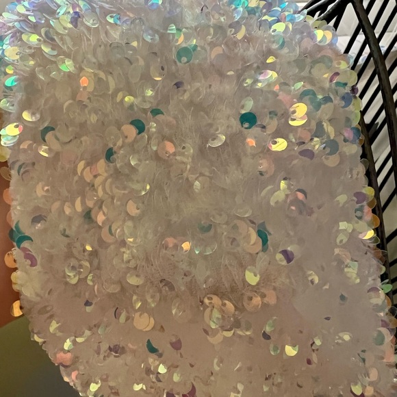 Helsi Jodi Dress in white sequins - Picture 6 of 8